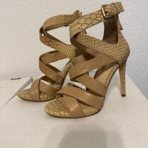 Guess Abby Embossed Snakeprint Strappy Heeled Sandals Size 6